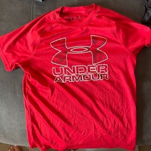 Red youth medium under armor shirt